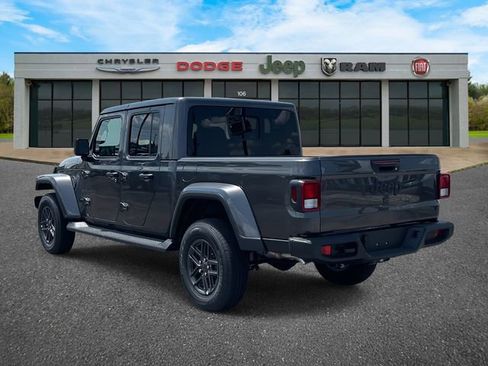 New 2025 Jeep Gladiator Sport image 26