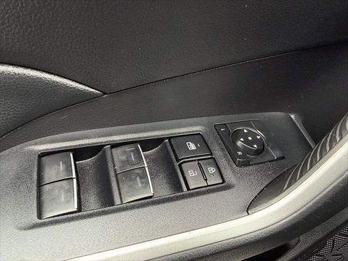 Certified 2022 Toyota RAV4 XLE image 17