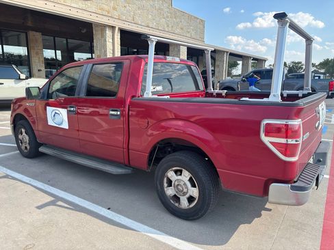 Used 2010 Ford F150 XLT RWD image 2