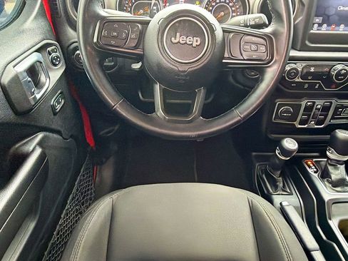 Used 2021 Jeep Gladiator Sport AWD/4WD image 16