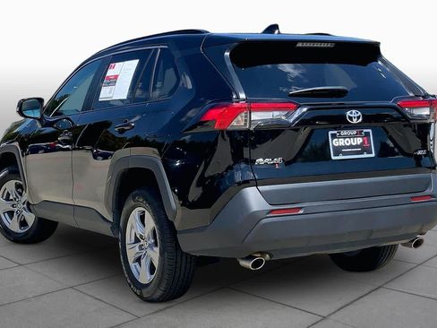 Used 2025 Toyota RAV4 XLE FWD image 12