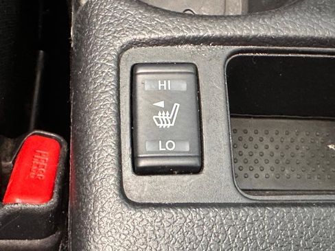 Used 2019 Nissan Rogue SL FWD image 30