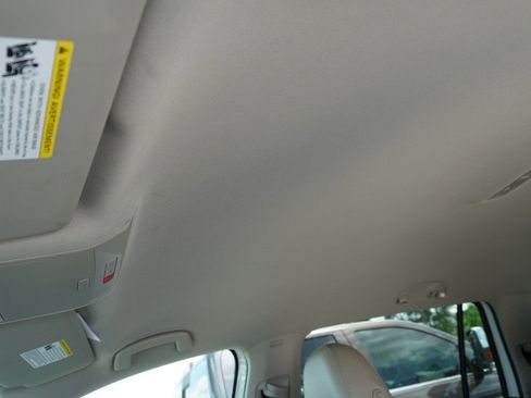 Used 2021 Volkswagen Atlas SE image 14