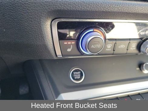 Used 2024 Audi Q3 2.0T Premium image 7