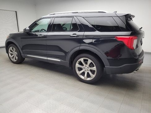 Used 2020 Ford Explorer Platinum w/ Premium Technology Package AWD/4WD image 3