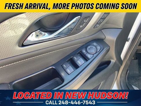 Used 2023 Chevrolet Traverse Premier w/ LPO, Floor Liner Package AWD/4WD image 24