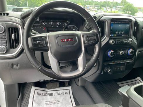 Used 2022 GMC Sierra 1500 Elevation AWD/4WD image 19