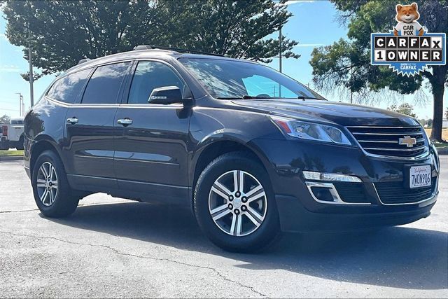 Used 2017 Chevrolet Traverse LT AWD/4WD image 2
