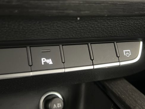 Used 2023 Audi A4 2.0T Premium Plus image 33