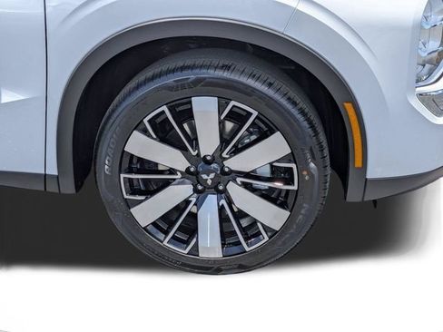 New 2026 Mitsubishi Outlander SE FWD image 10