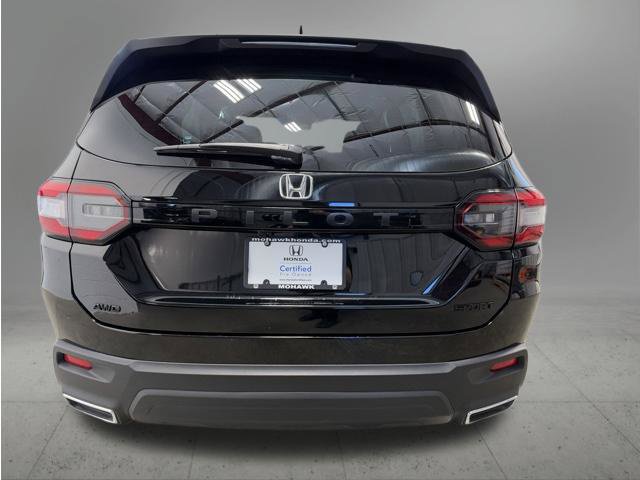 Certified 2025 Honda Pilot Sport image 7