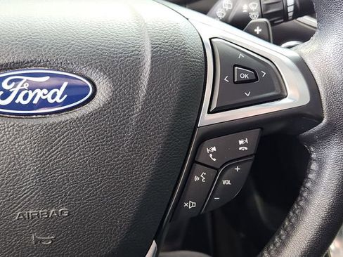Used 2019 Ford Edge Titanium AWD/4WD image 20