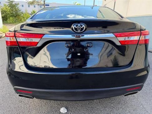 Used 2013 Toyota Avalon XLE Premium FWD image 15