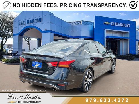 Used 2022 Nissan Altima 2.5 SR FWD image 3