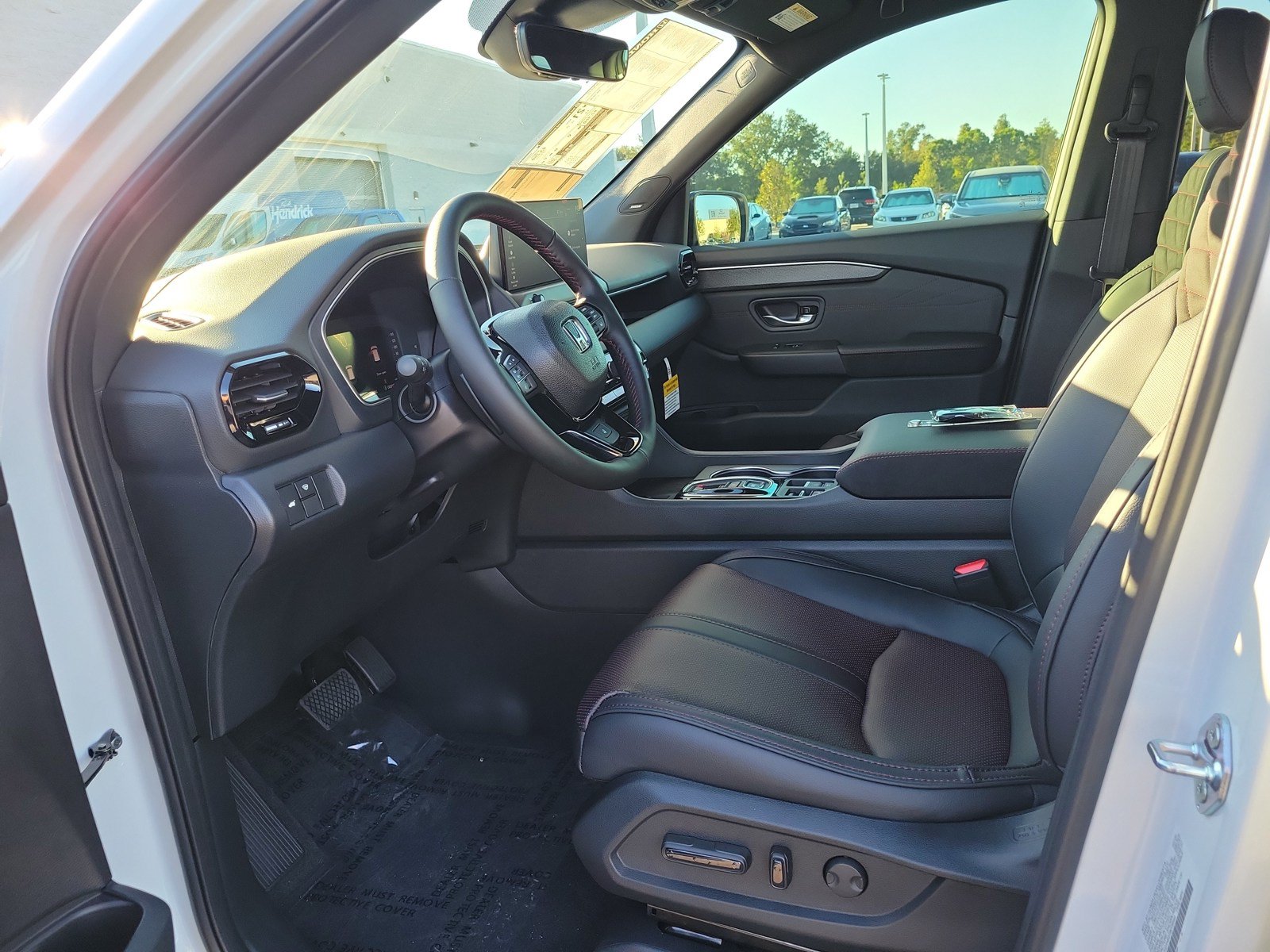 New 2026 Honda Pilot Black Edition image 15