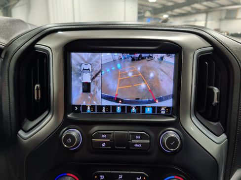 Used 2020 Chevrolet Silverado 2500 LTZ w/ LTZ Premium Package image 13