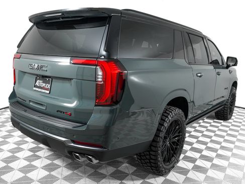 Used 2026 GMC Yukon XL AT4 w/ AT4 Premium Plus Package AWD/4WD image 5