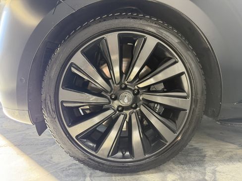 Used 2023 Land Rover Range Rover SV image 50