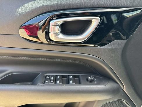 New 2026 Jeep Compass Latitude AWD/4WD image 22