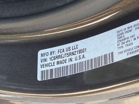 Used 2024 RAM 1500 Laramie image 25