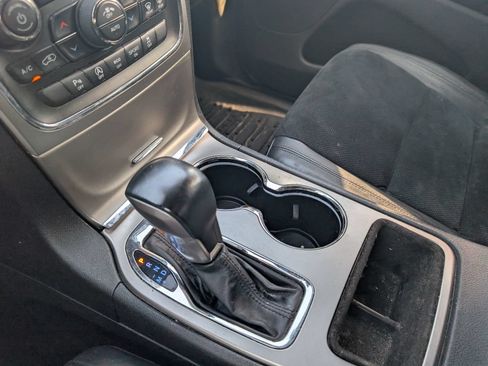 Used 2018 Jeep Grand Cherokee Altitude AWD/4WD image 24