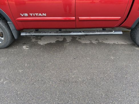 Used 2015 Nissan Titan SV w/ SV Value Truck Package image 10