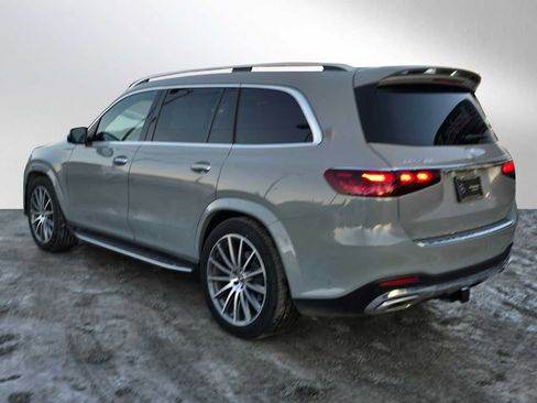 Used 2025 Mercedes-Benz GLS 580 4MATIC image 5
