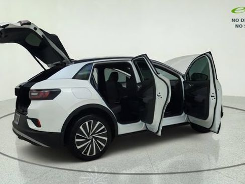 Used 2023 Volkswagen ID.4 Pro S Plus AWD/4WD image 15