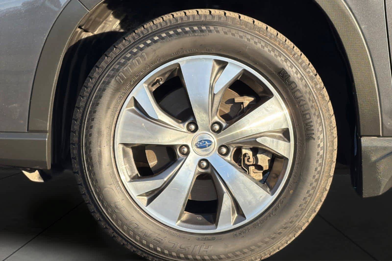 Used 2022 Subaru Ascent Premium w/ Convenience Package AWD/4WD image 11