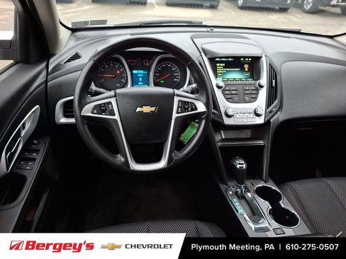 Used 2017 Chevrolet Equinox LT image 12