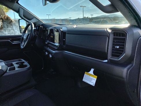 New 2026 GMC Sierra 2500 SLE w/ SLE Convenience Package AWD/4WD image 43