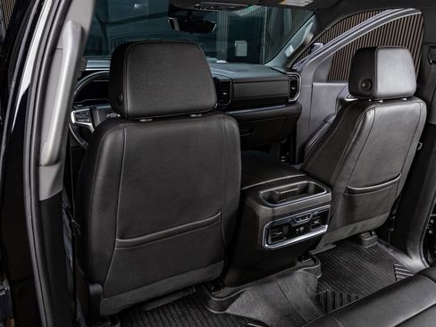 Used 2024 Chevrolet Silverado 2500 LTZ w/ LTZ Plus Package image 34