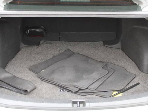 Used 2024 Toyota Corolla LE FWD image 29