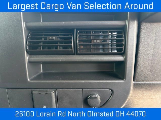 Used 2025 Chevrolet Express 2500 w/ Driver Convenience Package RWD image 24