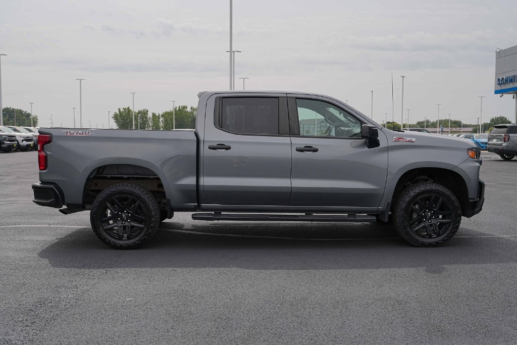 Used 2022 Chevrolet Silverado 1500 Custom Trail Boss w/ Safety Confidence Package AWD/4WD image 6