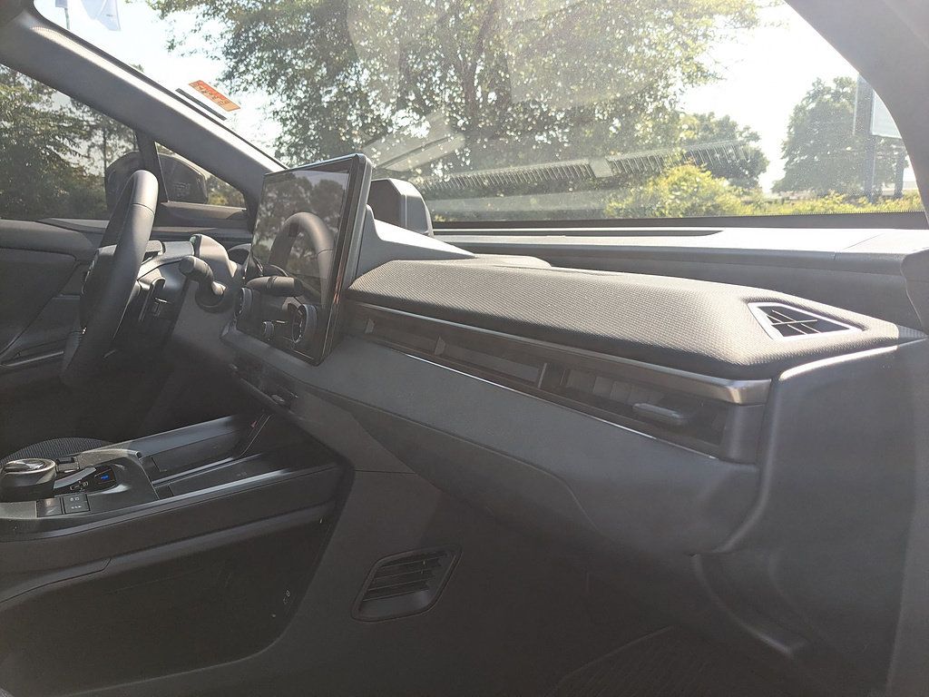 Certified 2026 Toyota bZ FWD image 34