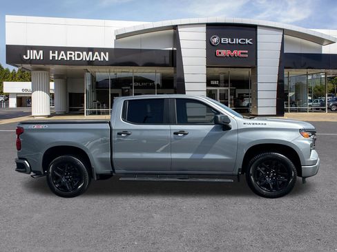 Used 2025 Chevrolet Silverado 1500 Custom w/ LPO, Dark Essentials Package AWD/4WD image 8