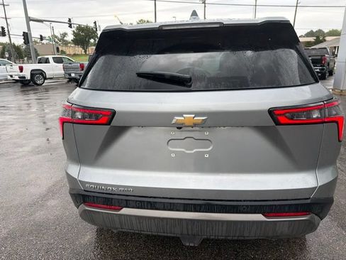 Used 2026 Chevrolet Equinox LT AWD/4WD image 18