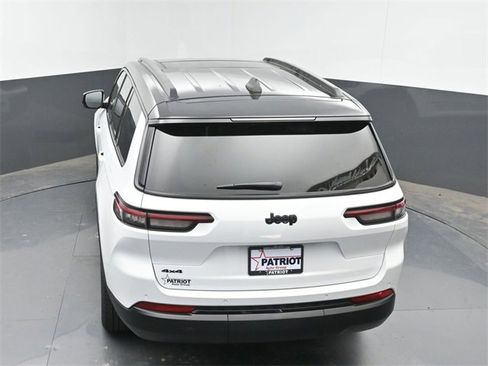 New 2025 Jeep Grand Cherokee L Limited image 36