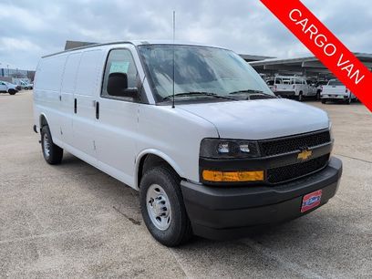 New 2026 Chevrolet Express 2500 Extended w/ Driver Convenience Package