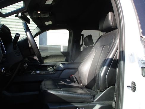 Used 2019 Ford Expedition Max Limited image 10
