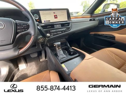 Used 2024 Lexus ES 350 Ultra Luxury w/ Accessory Package (Z1) FWD image 20