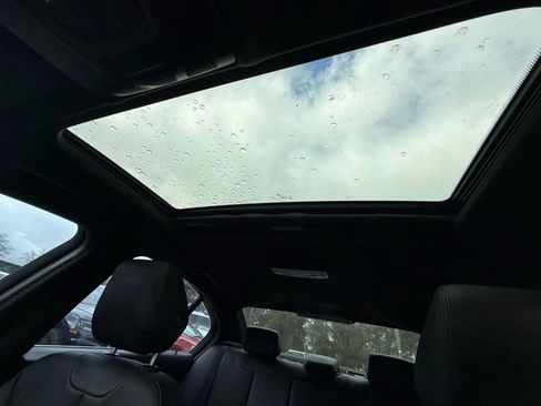 Used 2015 BMW 320i Sedan image 14