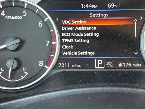 Used 2024 Nissan Sentra SR FWD image 23