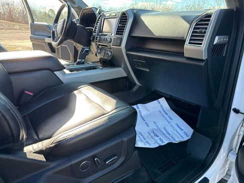 Used 2015 Ford F150 Lariat w/ Equipment Group 502A Luxury AWD/4WD image 27