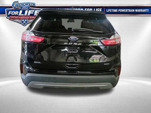 Used 2024 Ford Edge SEL w/ Convenience Package AWD/4WD image 3