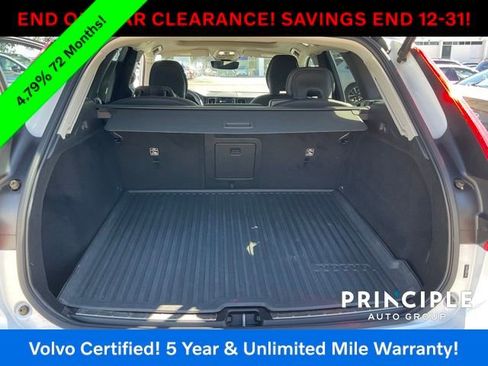 Certified 2023 Volvo XC60 B5 Plus w/ Protection Package Premier image 28