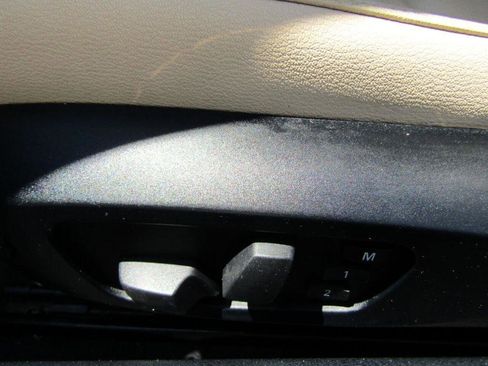 Used 2013 BMW Z4 sDrive28i RWD image 16
