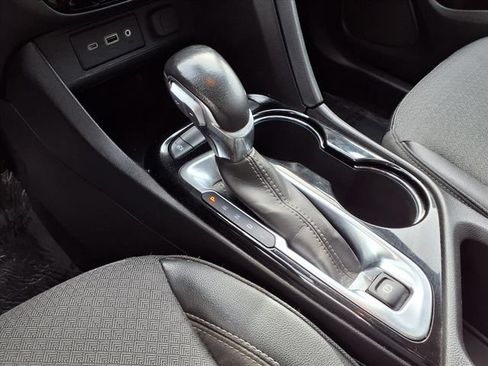 Used 2022 Buick Encore GX Preferred FWD image 8