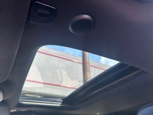 Used 2018 Jeep Grand Cherokee Altitude AWD/4WD image 11